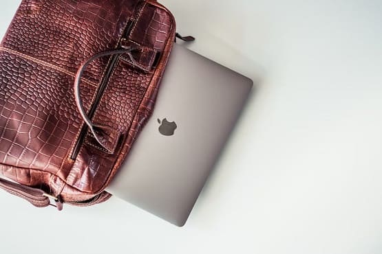 Right Color for Your Laptop Bag